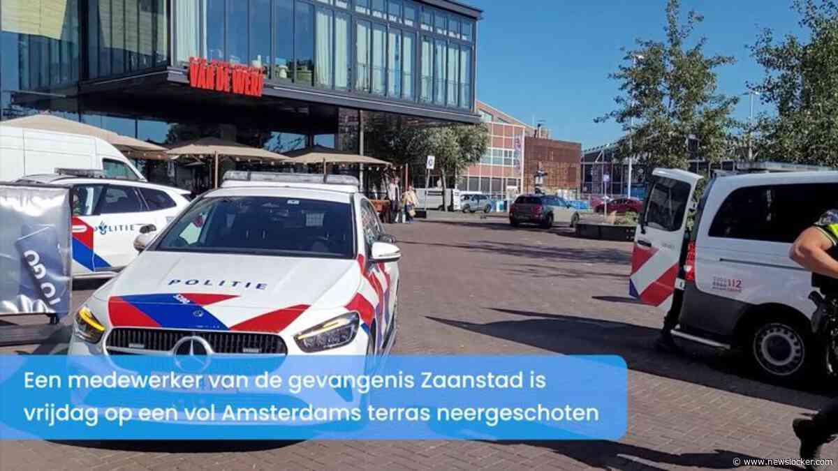 Gevangenismedewerker doodgeschoten op vol Amsterdams terras