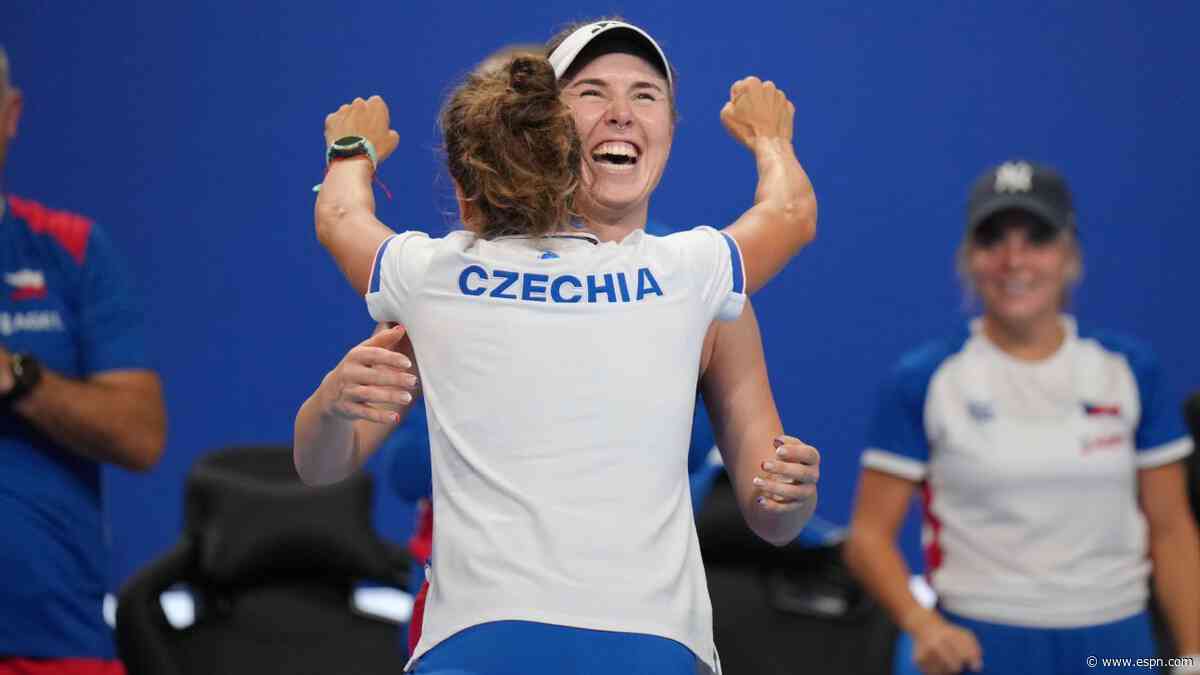 Noskova, Muchova lead Czechia to Billie Jean King Cup final