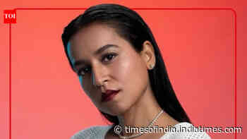 Tillotama REACTS to troll saying she has 'anxiety issues'