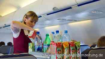 Flugbegleiterin verrät, warum Gäste zwei Getränke im Flugzeug niemals bestellen sollten
