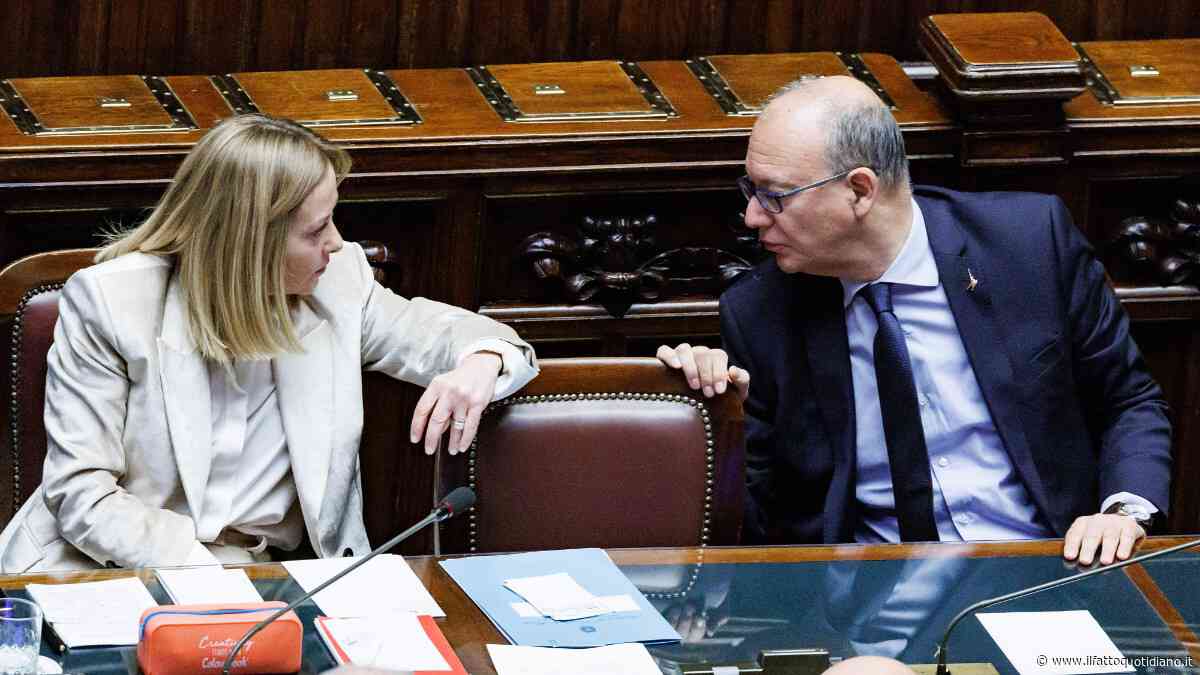 Decreto scuola, non solo il tetto agli studenti stranieri: latino senza fondi e nessun piano per i precari, anche i professionali si chiameranno licei