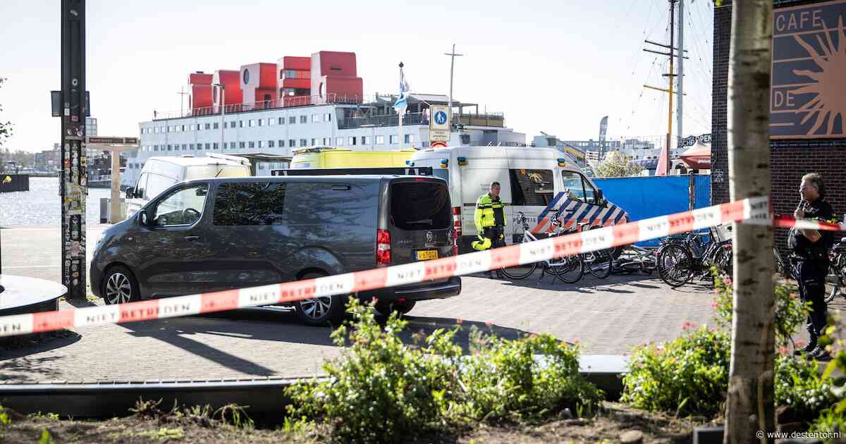 Dit weten we over dodelijke schietpartij Amsterdam: ‘Verdachte zat in gevangenis waar slachtoffer werkte’