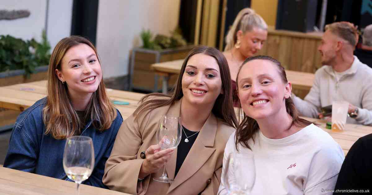 The weekend is here! Friday night in Newcastle in 16 photos as pay day party starts at STACK