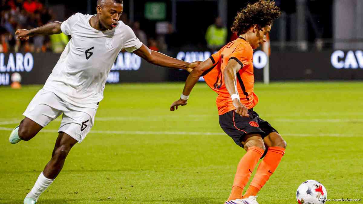Gjivai Zechiël meldt zich weer bij het grote Oranje na frustrerende avond met Jong Oranje: ’Het is wel een beetje schandalig’