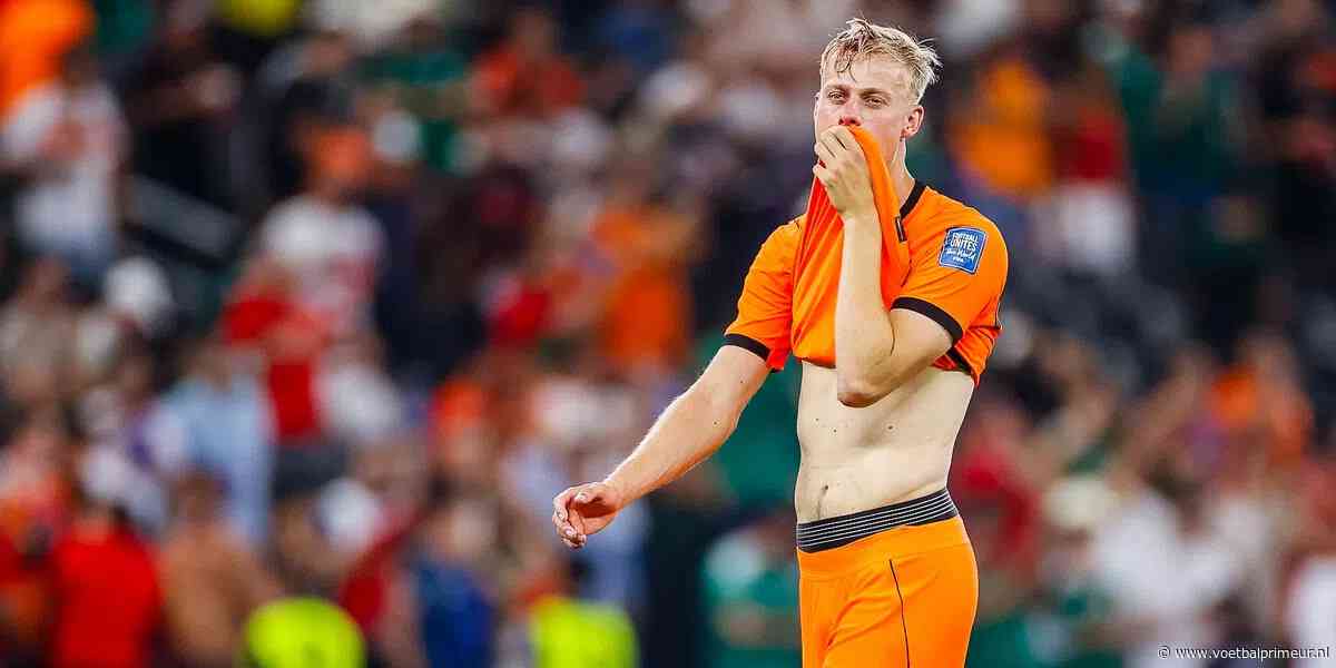 Spaan kraakt Oranje-klant: 'Haalde hij bidonnen? Strikte hij de veters van Mexx?'
