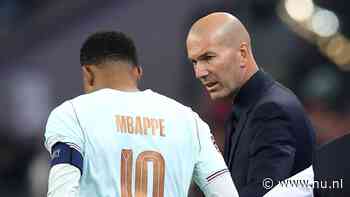 Mbappé scoort voor Frankrijk bij debuut Zidane, maar valt ook geblesseerd uit