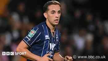 Hornchurch sign Massey on loan from Millwall