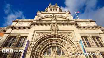 V&A workers to strike over pay and conditions