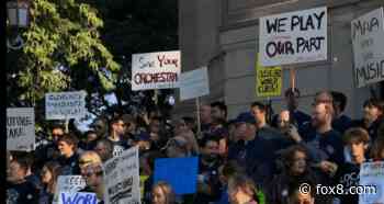 Cleveland Orchestra musicians strike for better pay, benefits