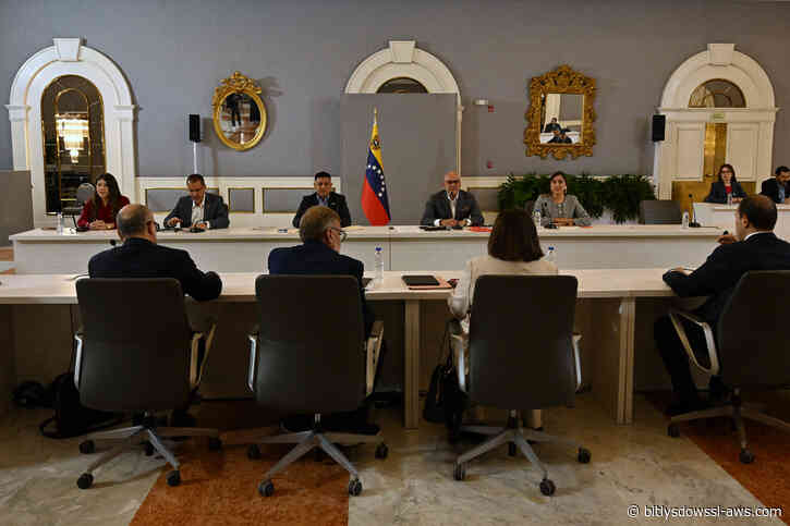 Inicia el último día de la mesa de negociación en Caracas con la llegada de la delegación opositora