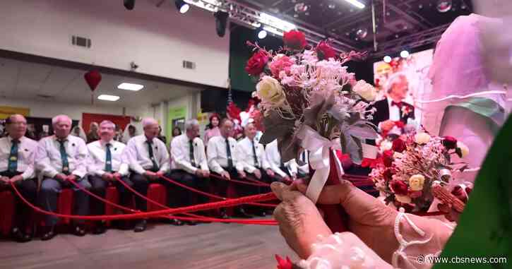 Decades of devotion: 86 Vietnamese couples renew vows in Norcross after surviving war and separation