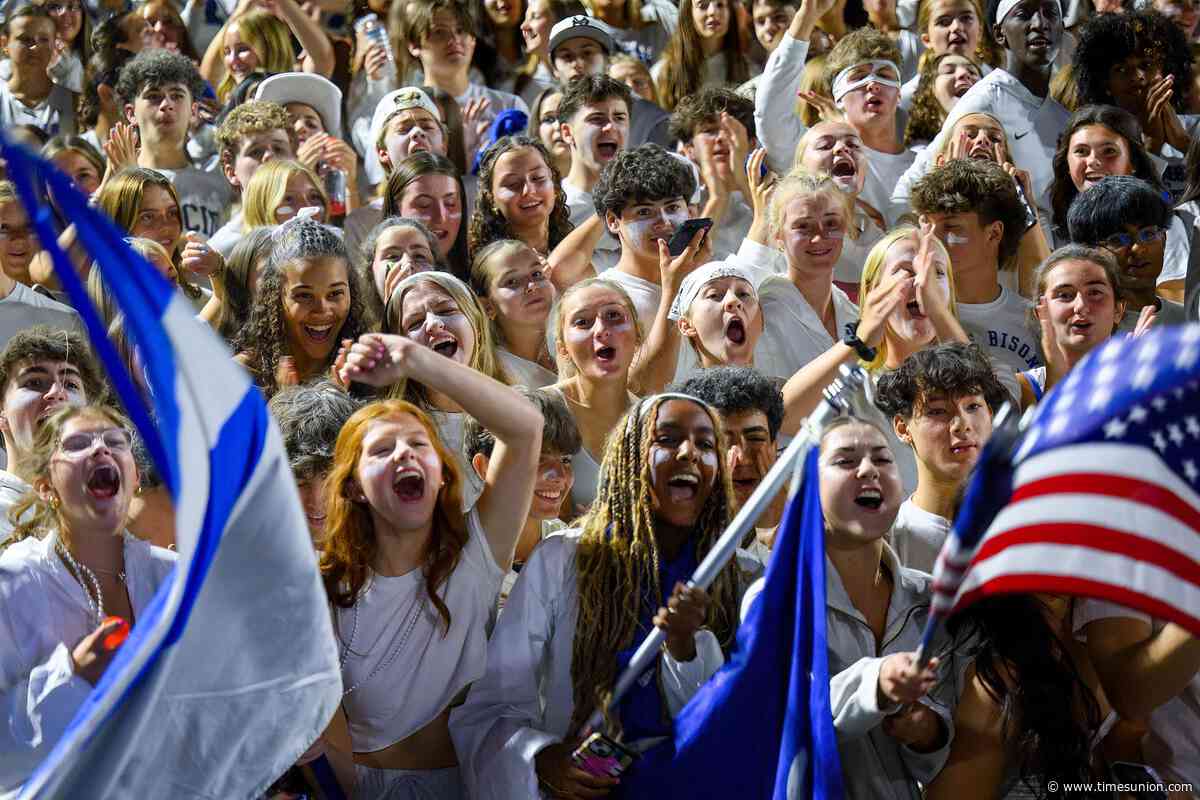 Section 2 football LIVE updates: Week 4 action is underway