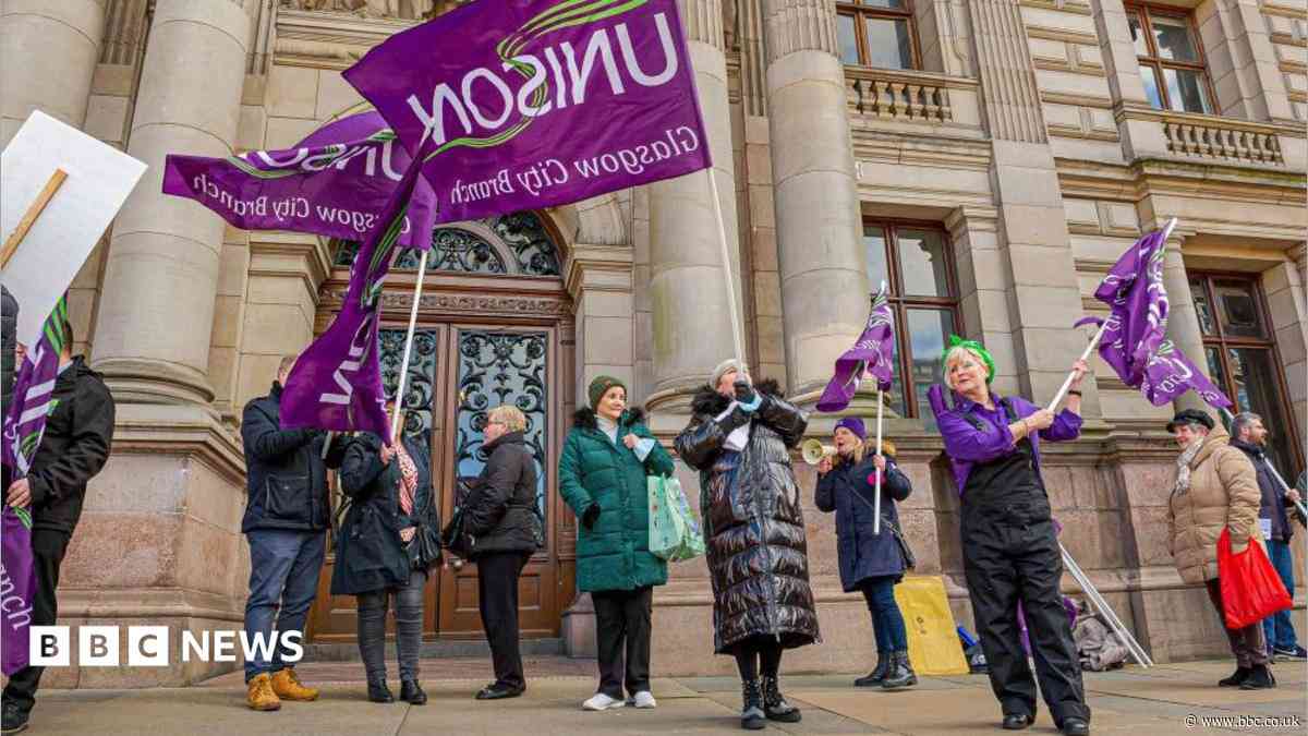 Glasgow City Council pauses plan to fire and rehire 23,000 staff