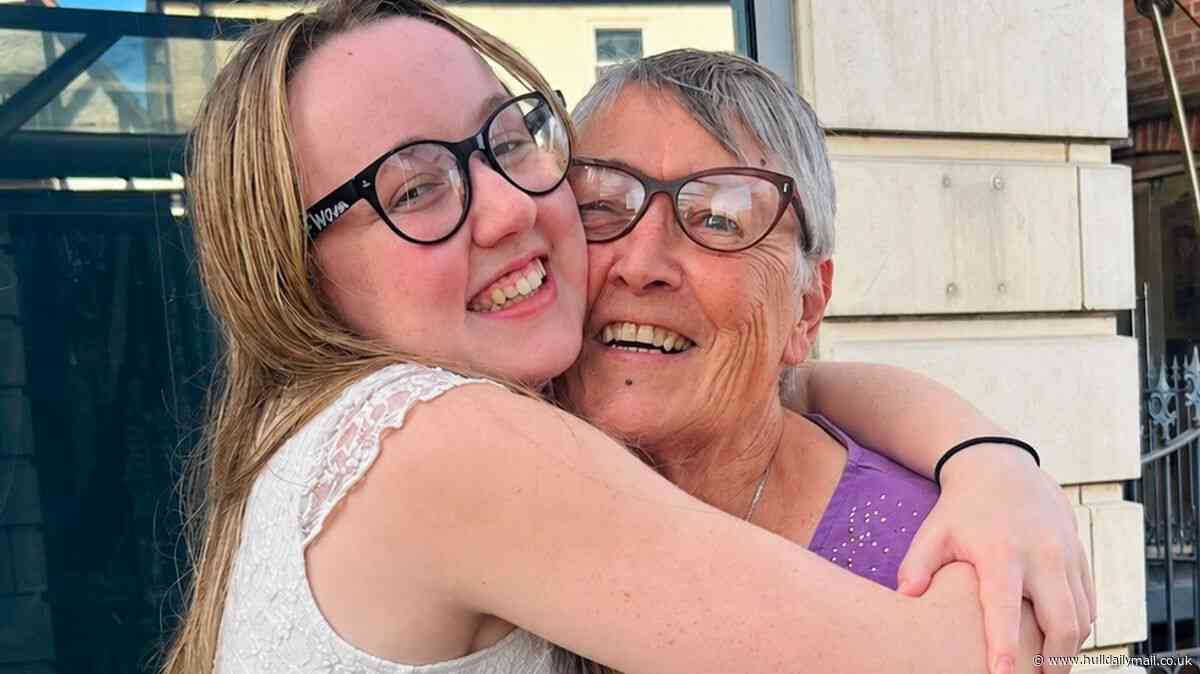 Grandmother, 79, who walks around Hull Marina every day loses more than 3st
