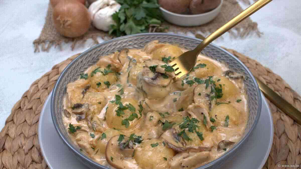 Gemütlichkeit aus dem Topf: Mini-Kartoffelklöße mit Pilzrahmsauce sind der Seelenwärmer im Herbst