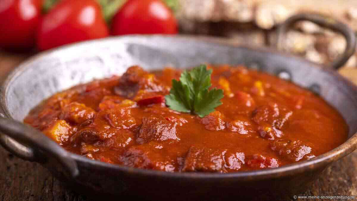 Klassisches Rindergulasch: der Schmortopf-Dauerbrenner, der jeden überzeugt