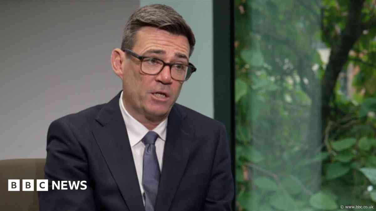 JLR is 'jewel in the crown' of UK economy, says PM