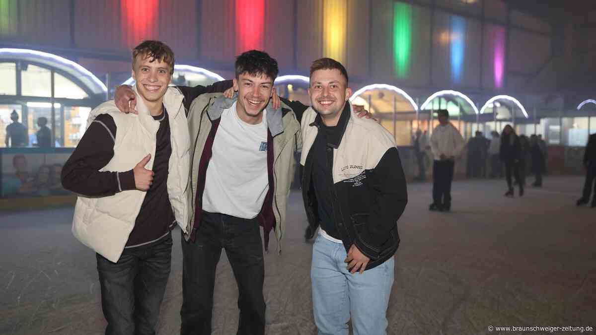Eissporthalle am Salzgittersee: Die 47 schönsten Fotos der Eröffnungsdisco