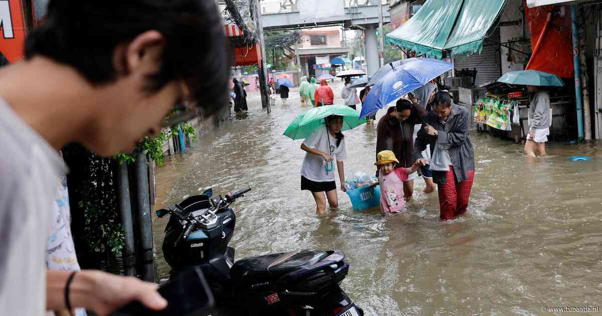 Overstromingsramp in Bangkok door aanhoudende regen: straten nog dagenlang onder water