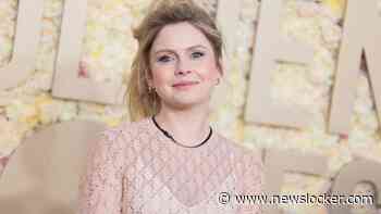 Ghosts-actrice Rose McIver verwelkomt tweede kind