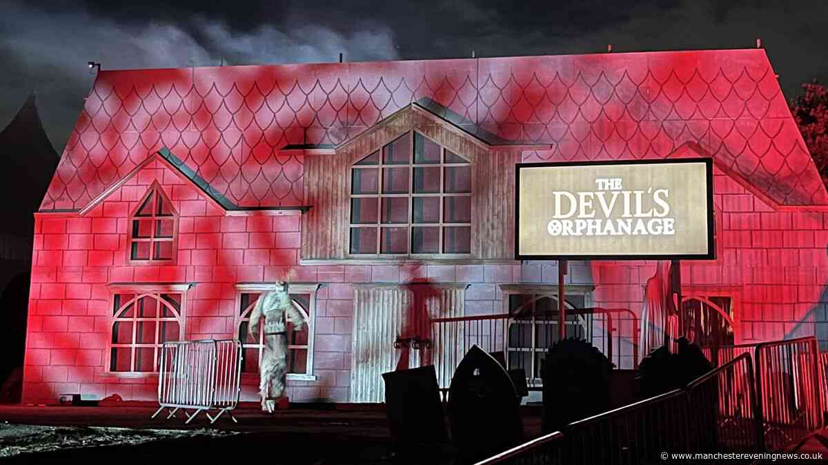 Halloween experience inside abandoned theme park is not for the fainthearted