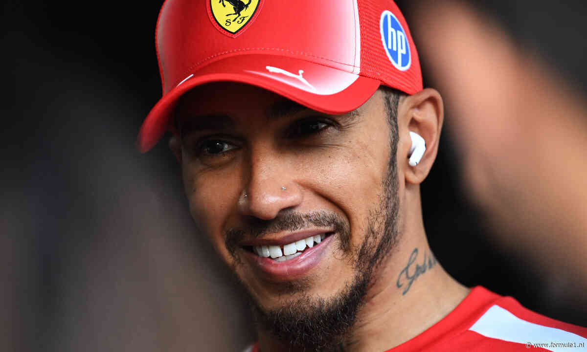 VIDEO: ‘Ongefilterde’ Lewis Hamilton neemt circuitontwerpers op de korrel: ‘Kan niet inhalen’
