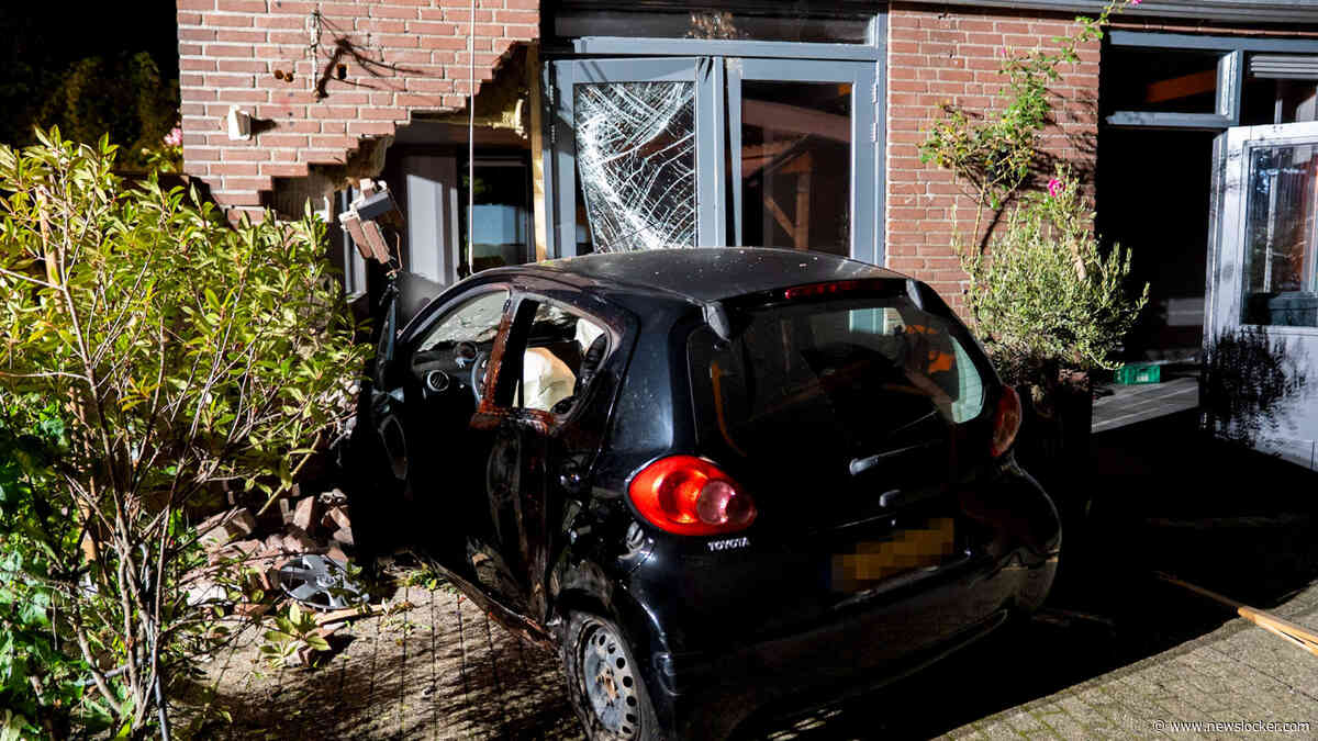 Auto rijdt voor tweede keer in jaar tijd hetzelfde huis binnen in Doesburg