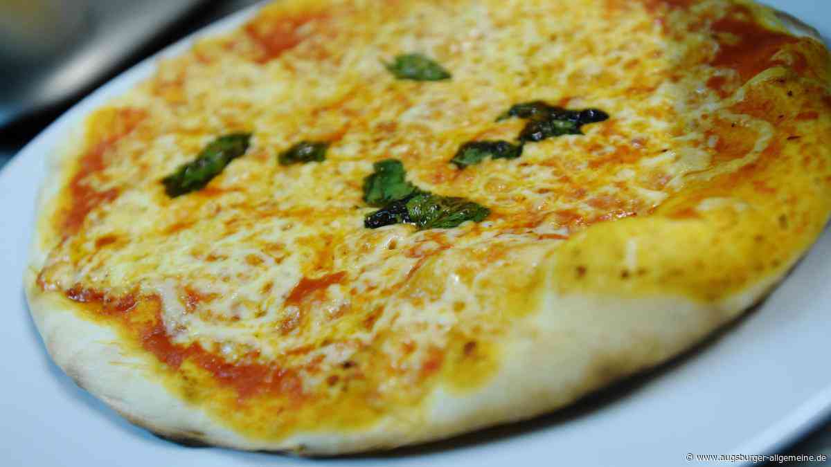 Unfallflucht beim Pizzaholen begangen