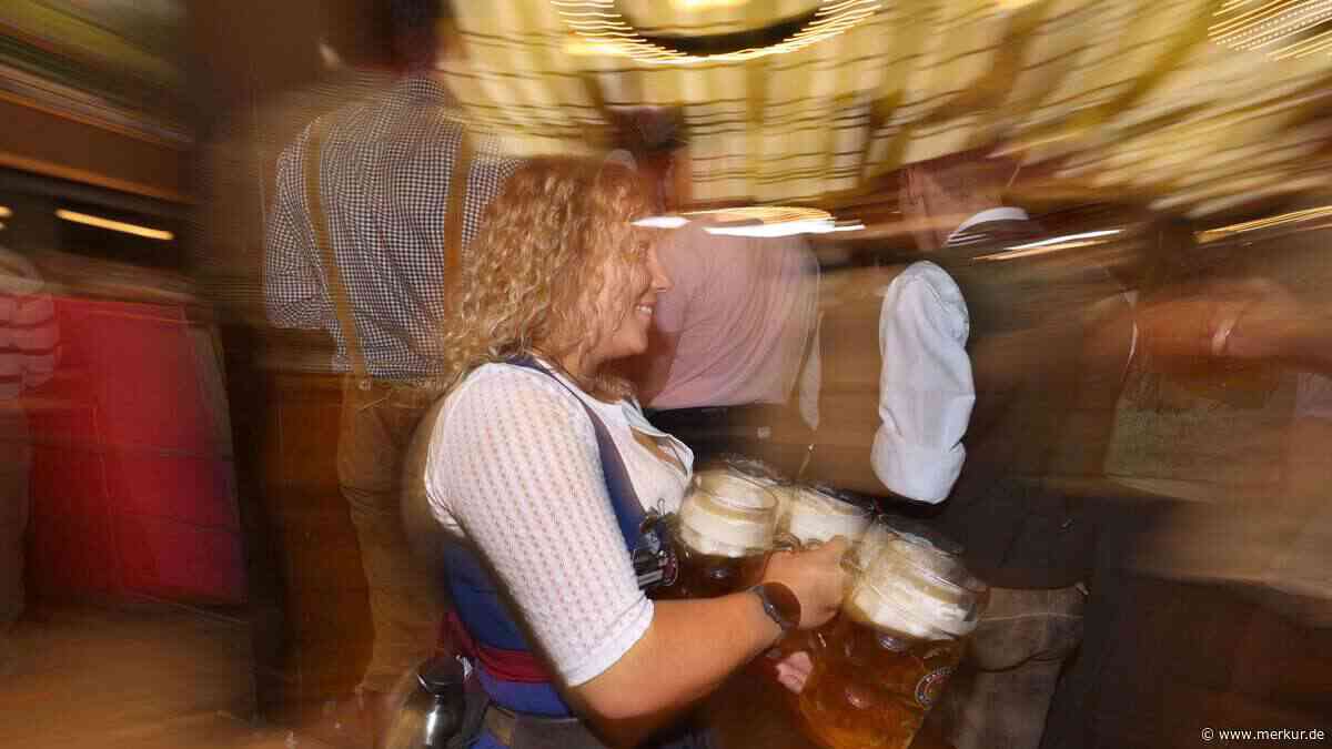 Mit diesen psychologischen Tricks beeinflussen Wirte ihre Gäste beim Oktoberfest