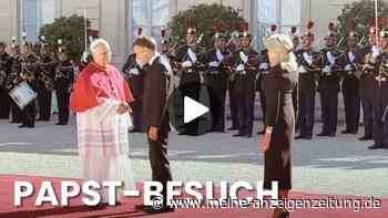 Brigitte dabei: Bei Papst-Besuch zeigen Macrons sich gemeinsam auf dem roten Teppich