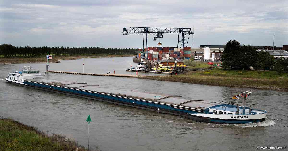 Grote impact nu schepen meer dan 100 kilometer moeten omvaren vanwege eenrichtingsverkeer op IJssel