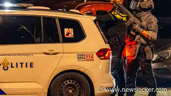 Politie schiet in Someren als auto op agent inrijdt: Polen van 24 en 41 jaar aangehouden