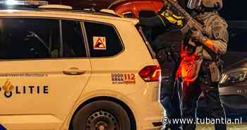 Twee mannen aangehouden in Someren: verdachte reed in op agent, politie lost waarschuwingsschoten