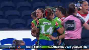 Bleeding Blackwell splits Roosters defence
