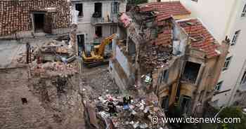 2 American tourists dead after building explosion in Greece
