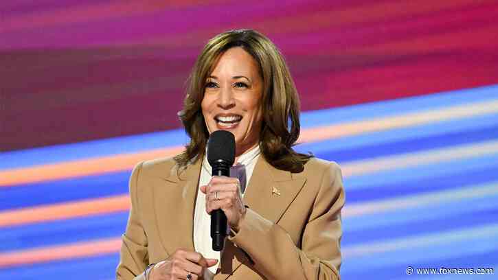 Kamala Harris uses flower analogy to explain social media algorithms while discussing AI, midterms
