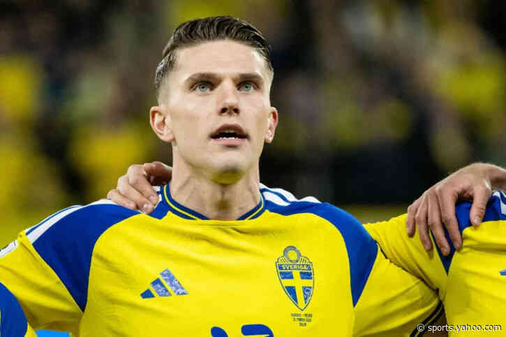 Gyokeres scores for Sweden, still looks miserable