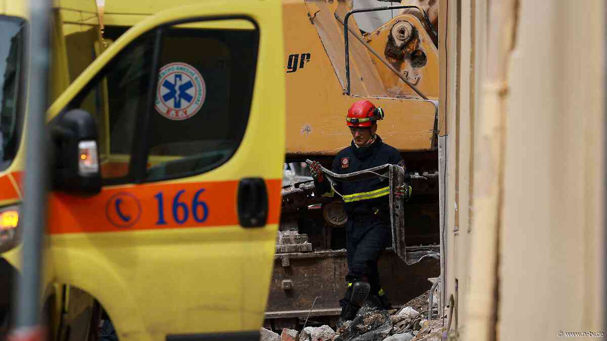 Nach Explosion in Athen : Leichen von sechs Vermissten aus Trümmern geborgen