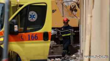Nach Explosion in Athen : Leichen von sechs Vermissten aus Trümmern geborgen