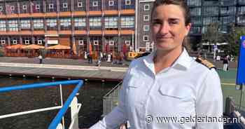 Pontschipper Ellen zag dodelijke schietpartij Amsterdam gebeuren en maakte rechtsomkeert: ‘Ik heb bukkend gestuurd’
