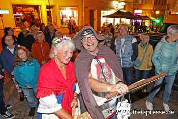 Volle Straßen, volle Läden: Meerane feiert bei „Licht und Wein“