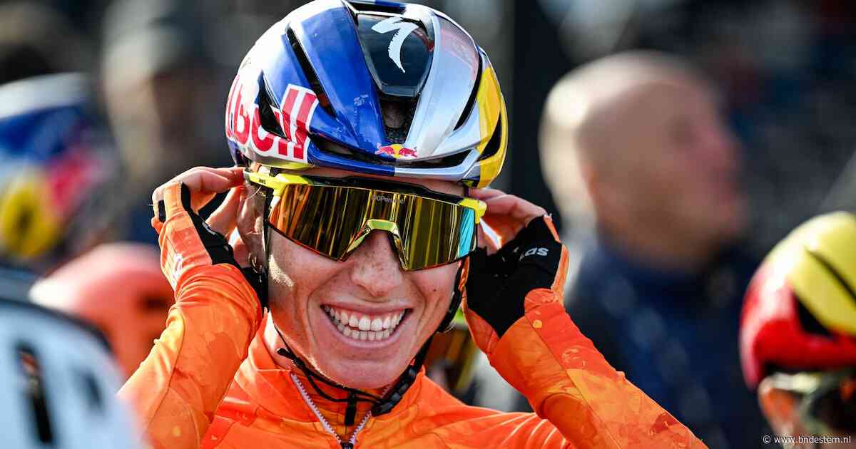 LIVE WK wielrennen | Peloton onderweg in strijd om wereldtitel vrouwen, wie springt mee in de kopgroep?