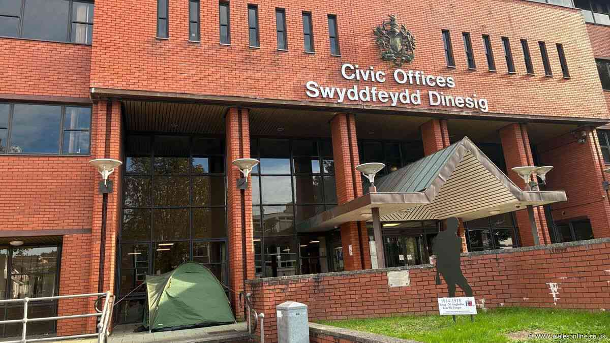 Vale council taking action against homeless people camping outside their offices