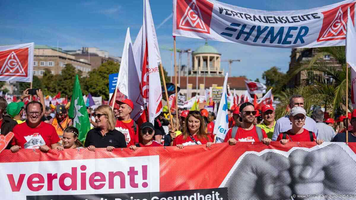 Zehntausende demonstrieren für den Sozialstaat