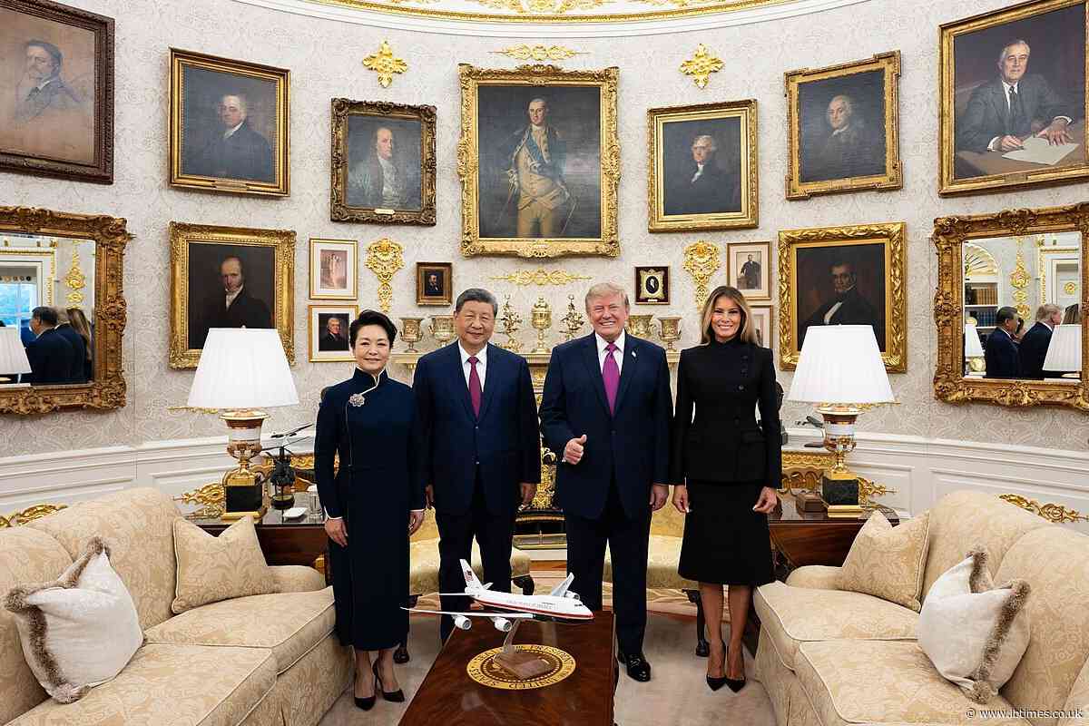 'Something Is Very Wrong': Critics Claim Donald Trump Struggled to Stay Awake During State Dinner Speeches