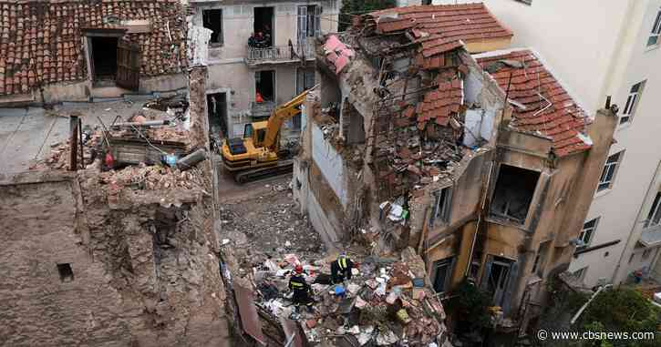 4 American tourists dead after building explosion in Greece