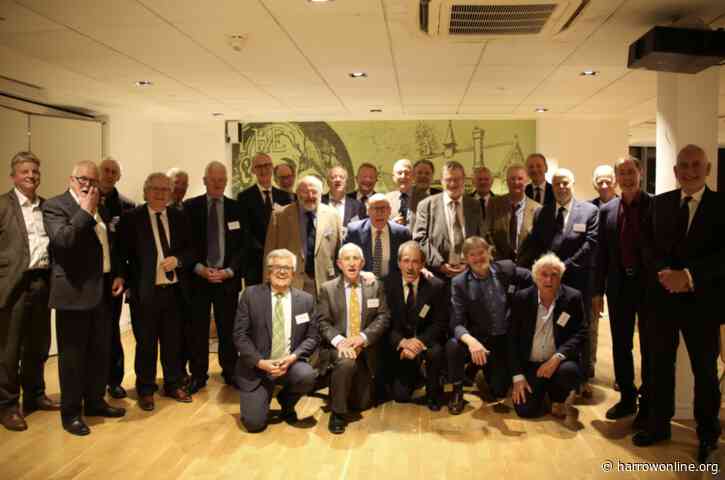 John Lyon classmates reunite to honour former pupils killed in First World War