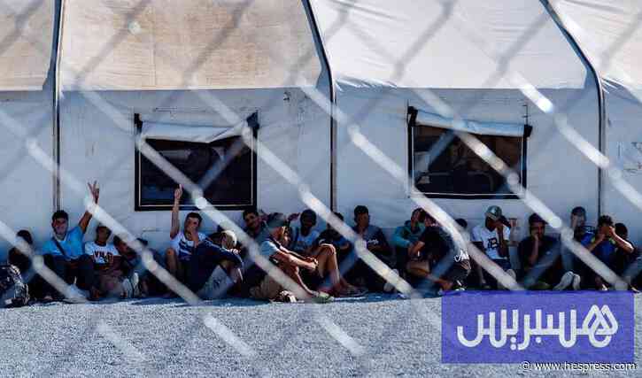 حكومة إسبانيا تدرس طرد "الحراكة"