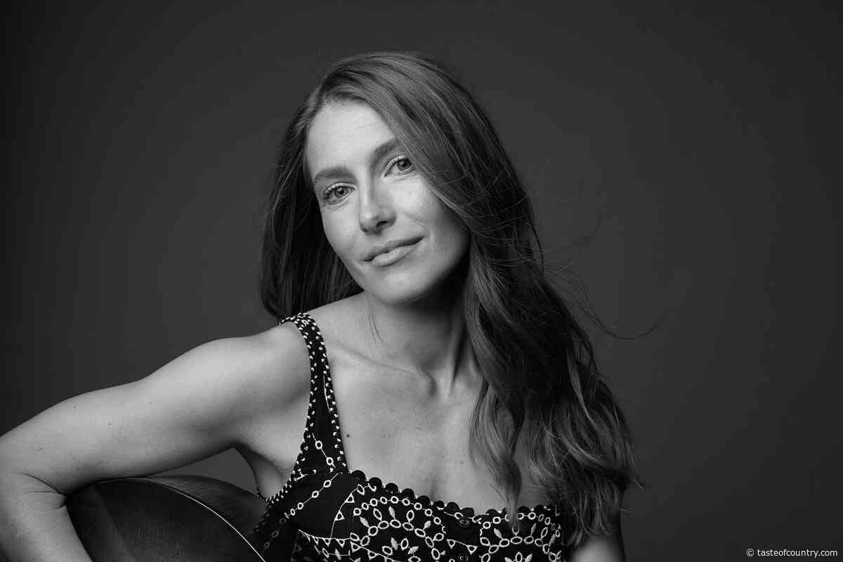 Will Caroline Jones Lead the Countdown With Her New Video?