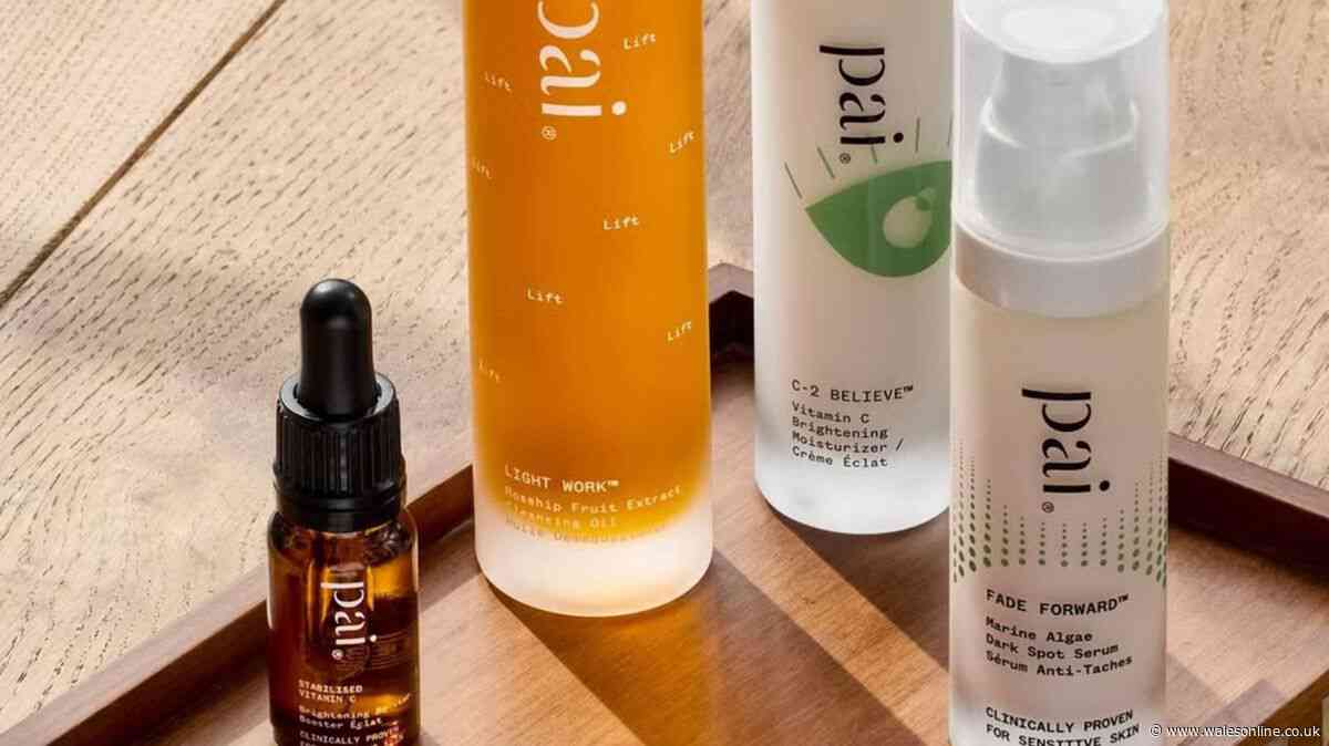 Skincare lovers go 'make up free' thanks to celeb-loved cleanser now 20% off